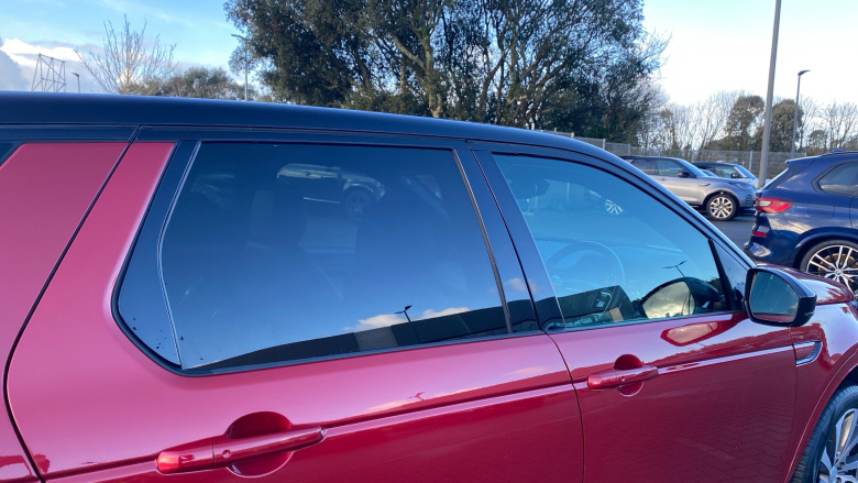 Land Rover Discovery Sport 1.5 P300e R-Dynamic HSE 5dr Auto [5 Seat] Station Wagon